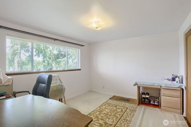 16719 3rd Avenue NE, Shoreline, WA 98155