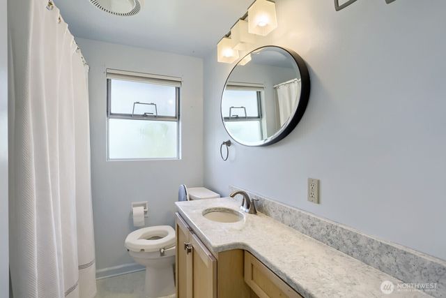 16719 3rd Avenue NE, Shoreline, WA 98155