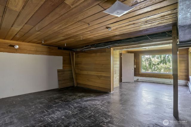 16719 3rd Avenue NE, Shoreline, WA 98155