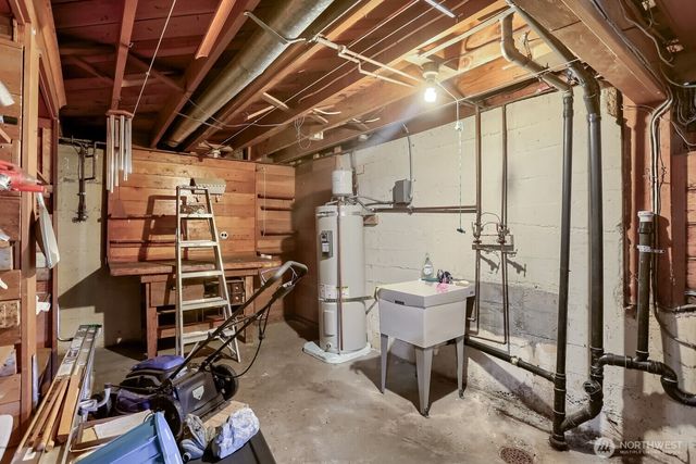 16719 3rd Avenue NE, Shoreline, WA 98155