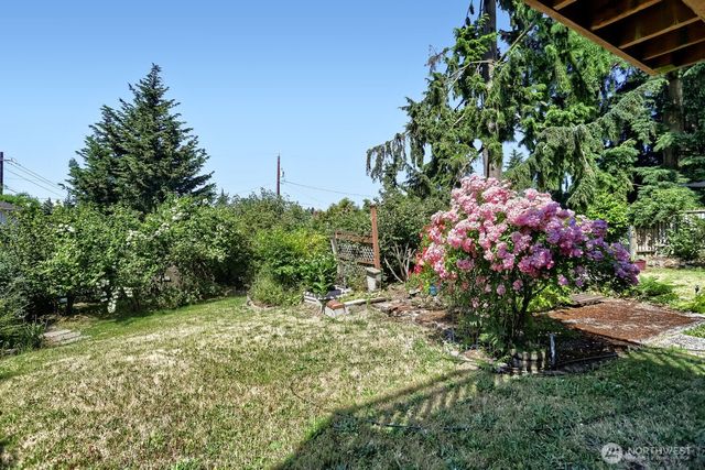 16719 3rd Avenue NE, Shoreline, WA 98155