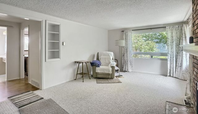 16719 3rd Avenue NE, Shoreline, WA 98155