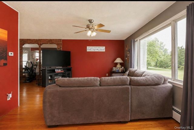 114 Prospect Avenue, Maybrook, NY 12543