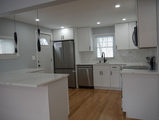 54 Harris Rd, Lynn, MA 01904