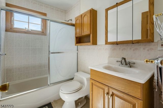 80 Longview Ave, Parsippany-troy Hills Twp., NJ 07034