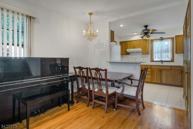 80 Longview Ave, Parsippany-troy Hills Twp., NJ 07034