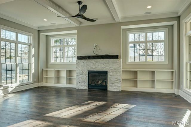 184 Brooktrail Court, Creve Coeur, MO 63141