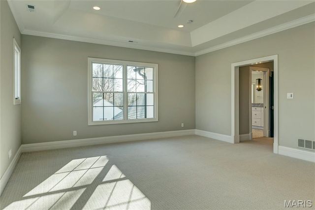 184 Brooktrail Court, Creve Coeur, MO 63141