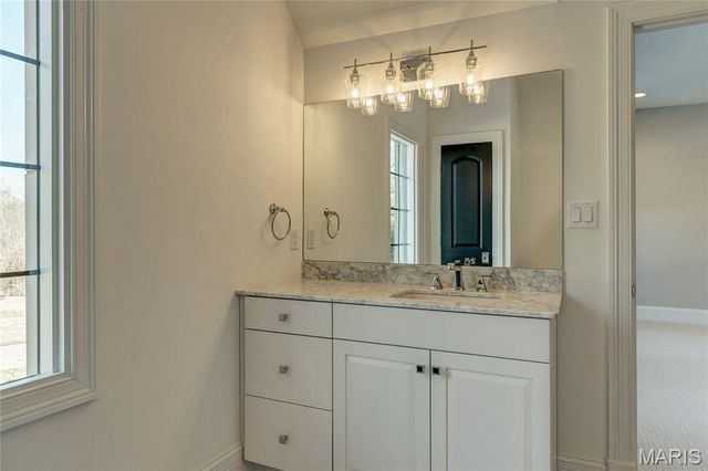 184 Brooktrail Court, Creve Coeur, MO 63141