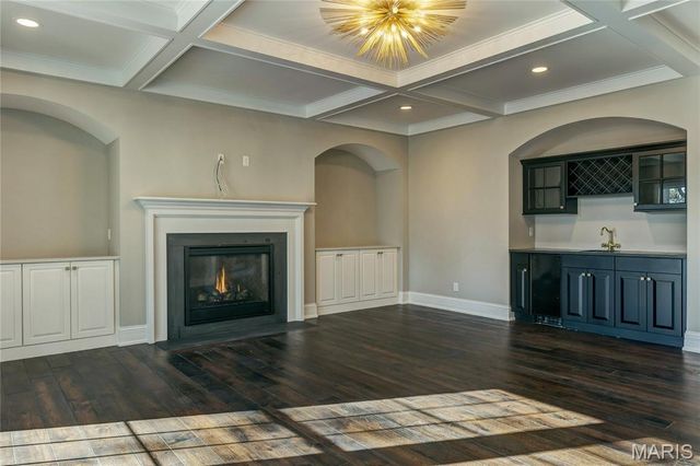 184 Brooktrail Court, Creve Coeur, MO 63141