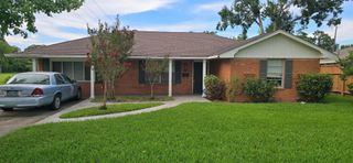 10966 Shadow Wood Drive, Houston, TX 77043