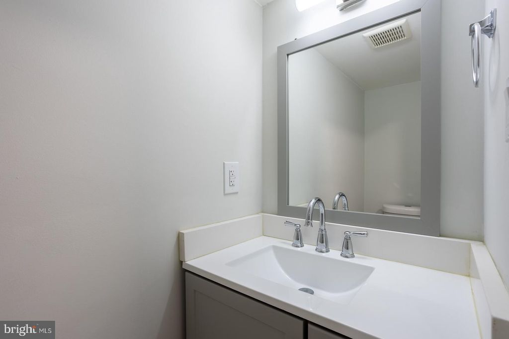 Image 13 of property listing at 6526 QUIET HOURS, Columbia, MD 21045