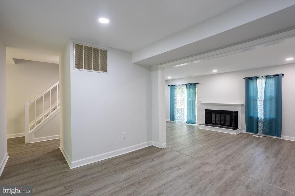 Image 15 of property listing at 6526 QUIET HOURS, Columbia, MD 21045