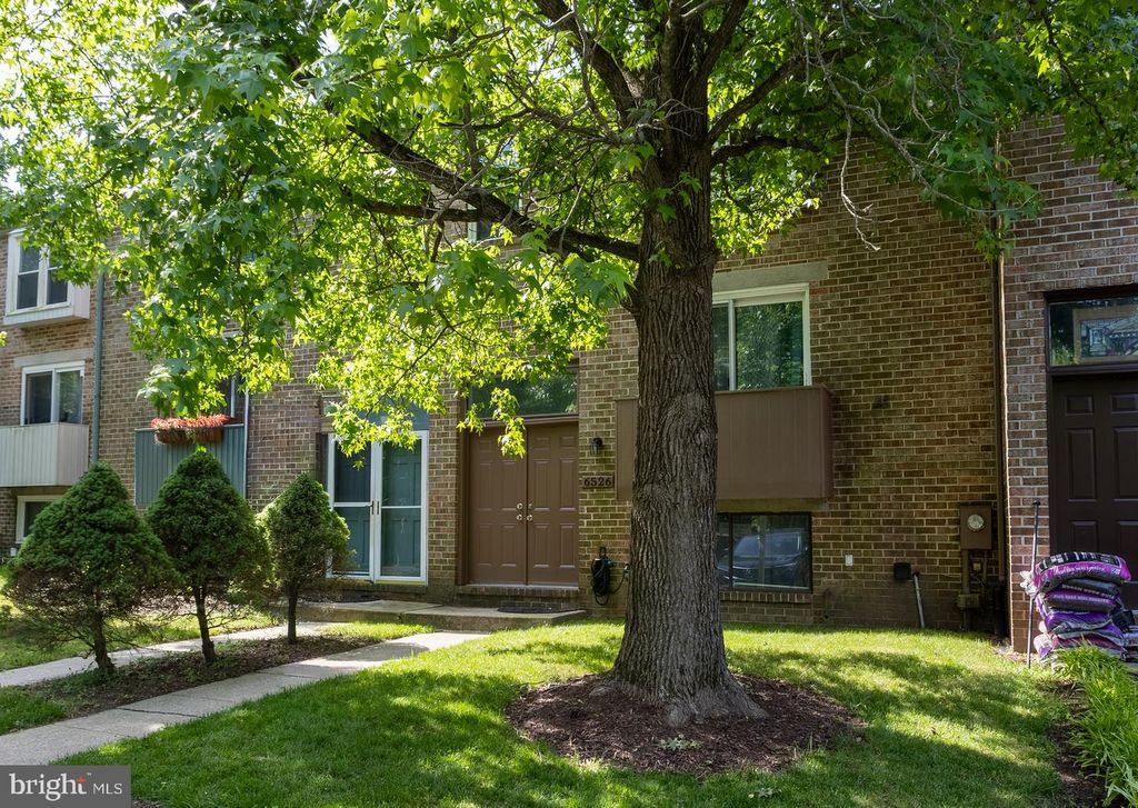 Image 2 of property listing at 6526 QUIET HOURS, Columbia, MD 21045