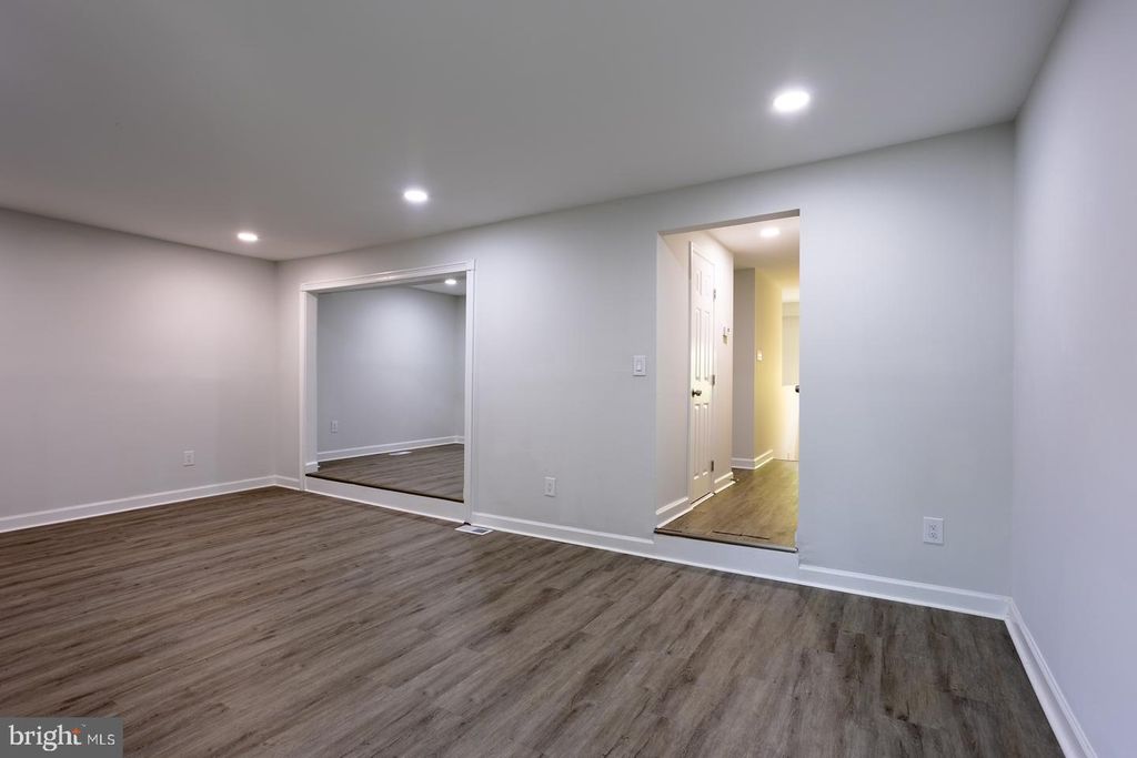 Image 20 of property listing at 6526 QUIET HOURS, Columbia, MD 21045