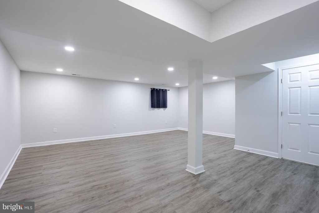 Image 34 of property listing at 6526 QUIET HOURS, Columbia, MD 21045