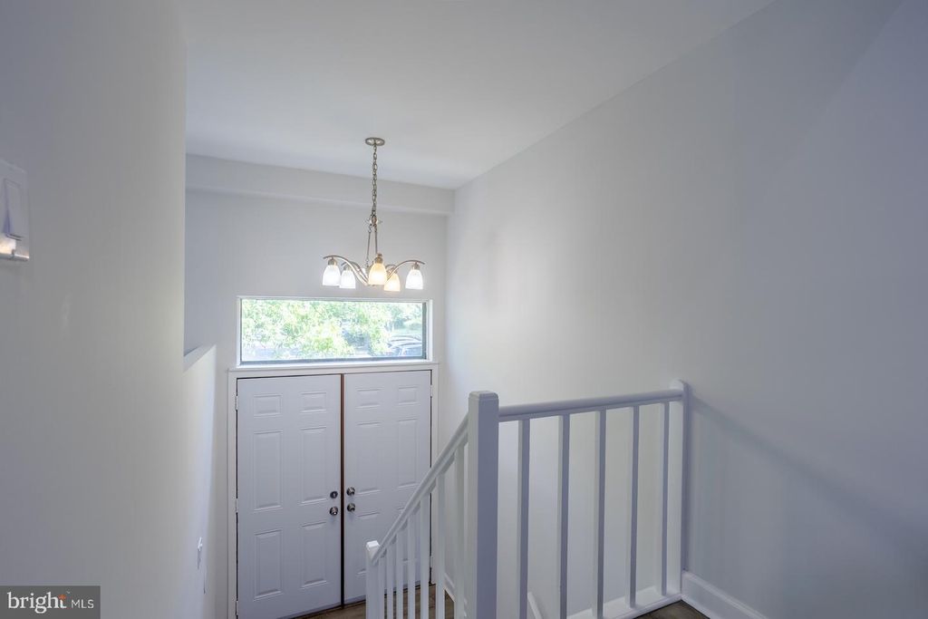 Image 7 of property listing at 6526 QUIET HOURS, Columbia, MD 21045