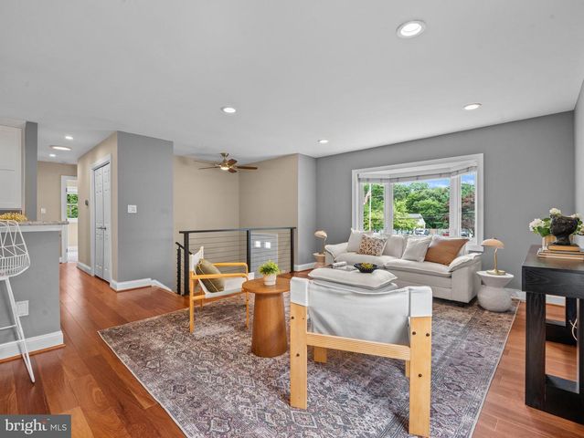 7884 BELHAVEN AVE, Pasadena, MD 21122