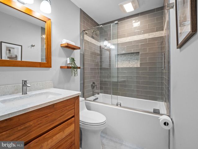 7884 BELHAVEN AVE, Pasadena, MD 21122