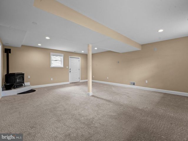 7884 BELHAVEN AVE, Pasadena, MD 21122