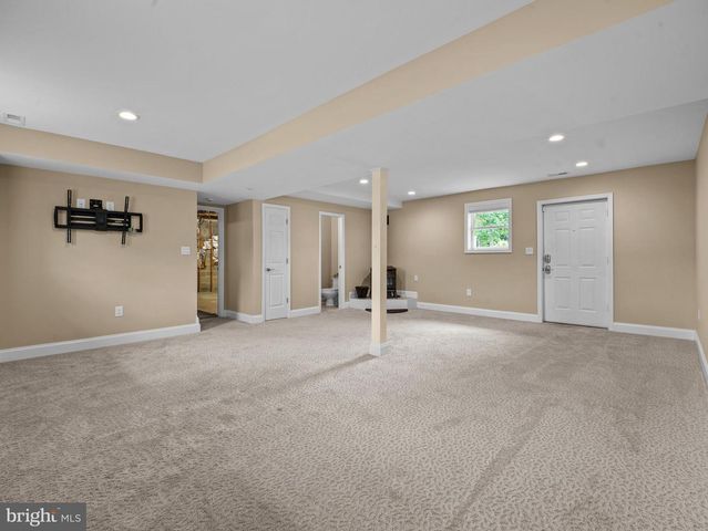 7884 BELHAVEN AVE, Pasadena, MD 21122
