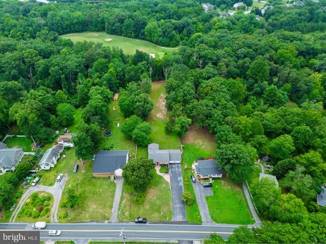 7884 BELHAVEN AVE, Pasadena, MD 21122