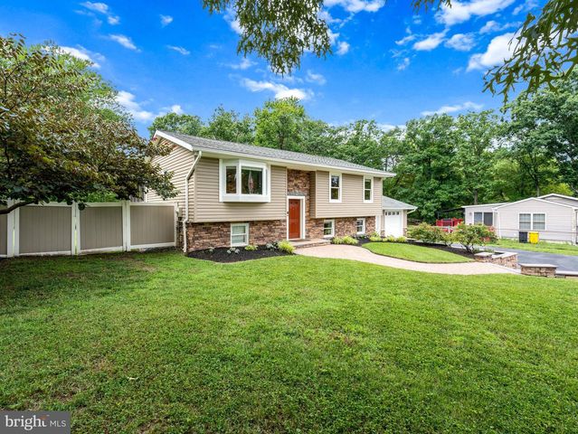 7884 BELHAVEN AVE, Pasadena, MD 21122