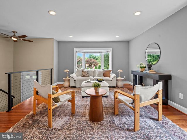 7884 BELHAVEN AVE, Pasadena, MD 21122
