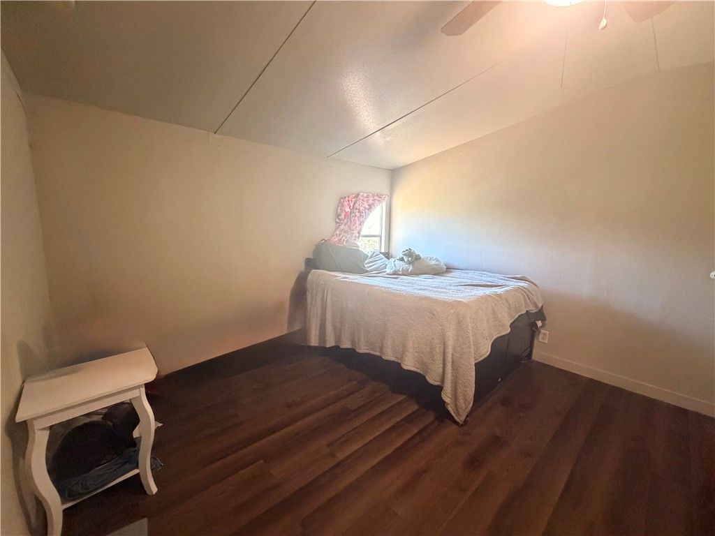 204 South Glass Street, Franklin, TX 77856 — photo 5