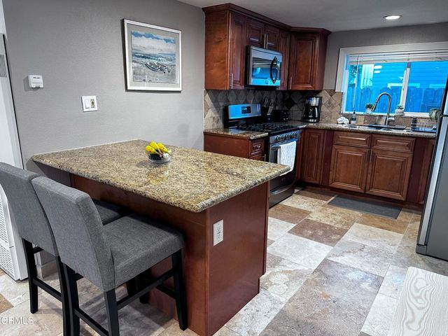 352 N Ventura Road, Port Hueneme, CA 93041