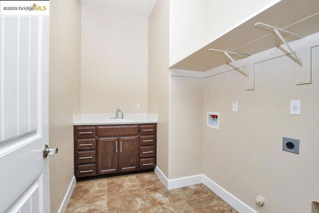 133 Clear Lake Ct, Oakley, CA 94561