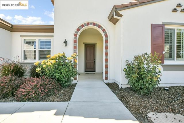133 Clear Lake Ct, Oakley, CA 94561