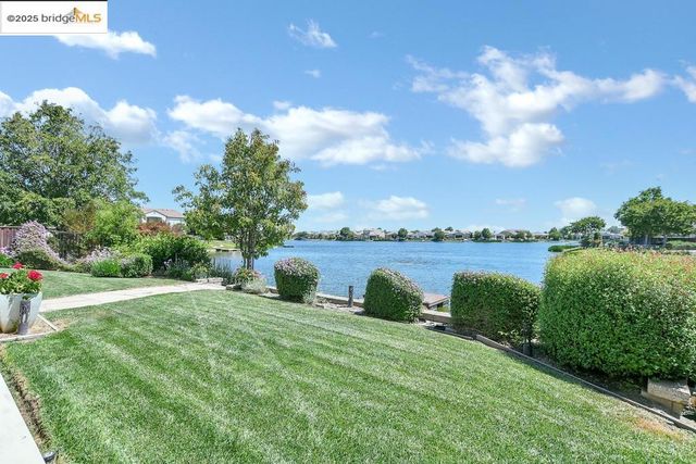 133 Clear Lake Ct, Oakley, CA 94561