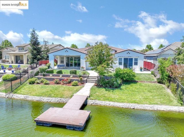 133 Clear Lake Ct, Oakley, CA 94561