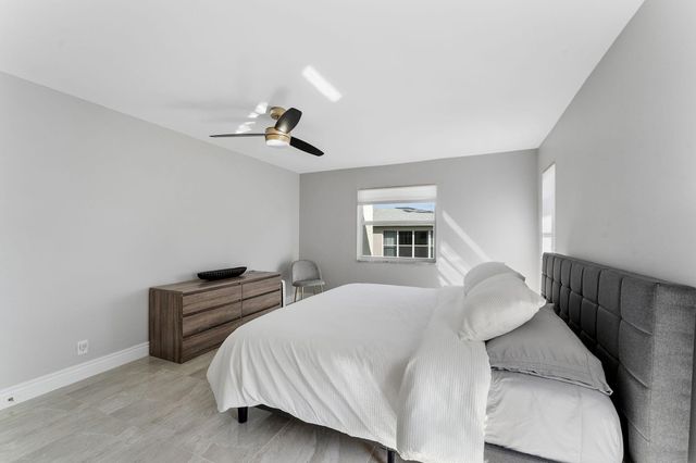 1020 Silk Oak Terrace 204, Delray Beach, FL 33445