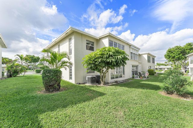 1020 Silk Oak Terrace 204, Delray Beach, FL 33445
