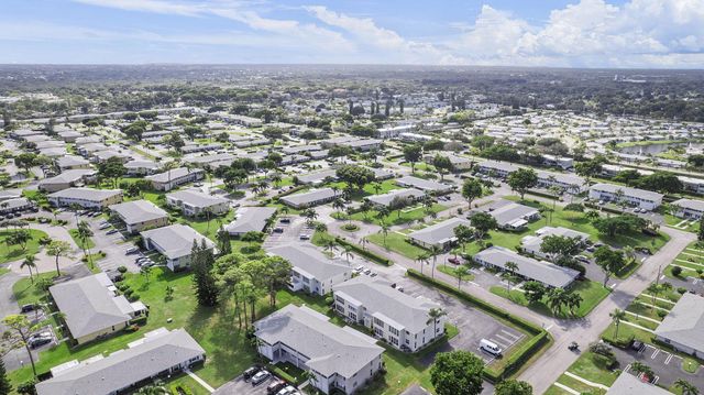1020 Silk Oak Terrace 204, Delray Beach, FL 33445