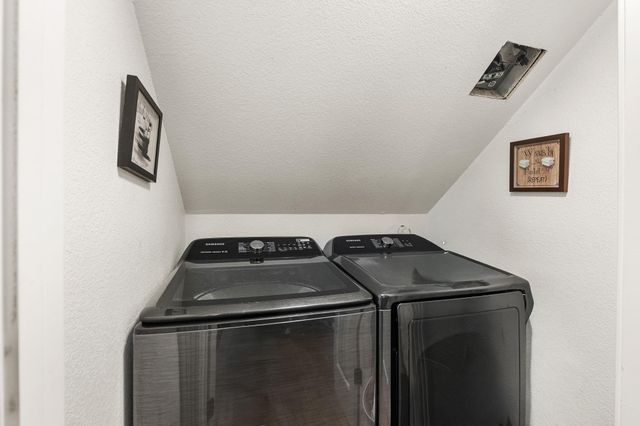 18740 Deer Glen Drive, Conroe, TX 77302