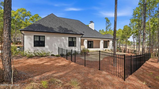 2 Masters Ridge, Southern Pines, NC 28387