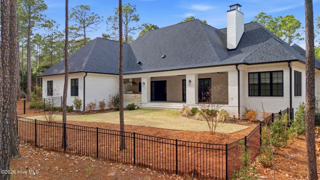 2 Masters Ridge, Southern Pines, NC 28387