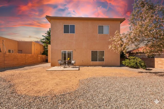 10016 Rio Canon Avenue SW, Albuquerque, NM 87121