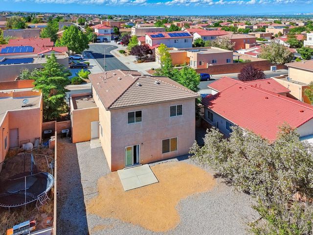 10016 Rio Canon Avenue SW, Albuquerque, NM 87121