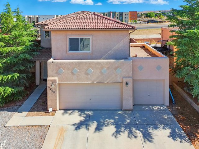 10016 Rio Canon Avenue SW, Albuquerque, NM 87121