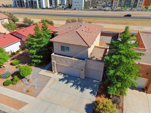 10016 Rio Canon Avenue SW, Albuquerque, NM 87121