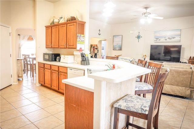13709 Suntan Ave, Corpus Christi, TX 78418