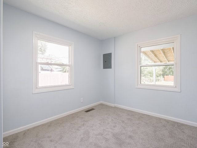 2643 Eagledale Drive, Indianapolis, IN 46222