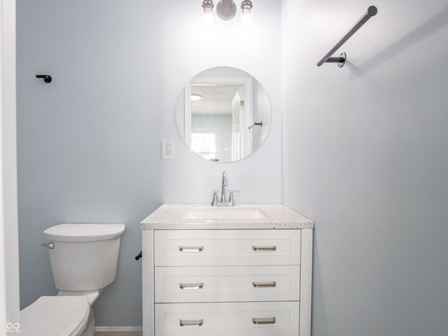 2643 Eagledale Drive, Indianapolis, IN 46222