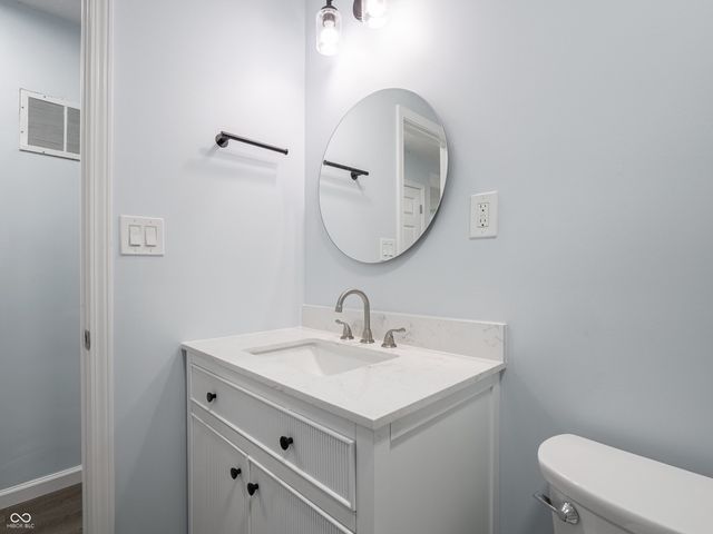 2643 Eagledale Drive, Indianapolis, IN 46222