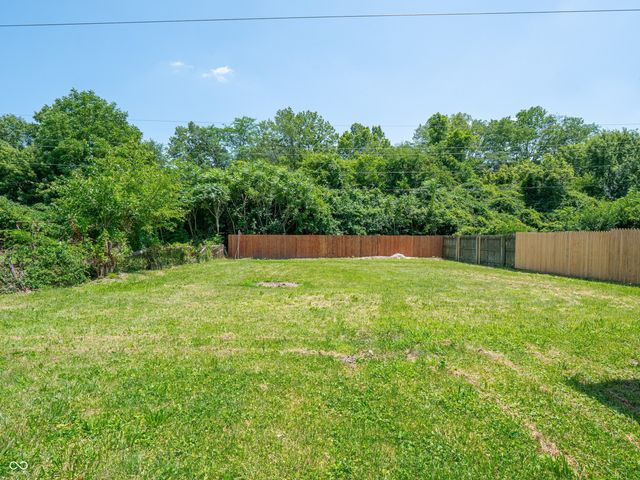 2643 Eagledale Drive, Indianapolis, IN 46222