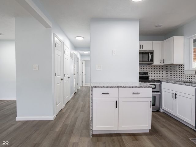 2643 Eagledale Drive, Indianapolis, IN 46222